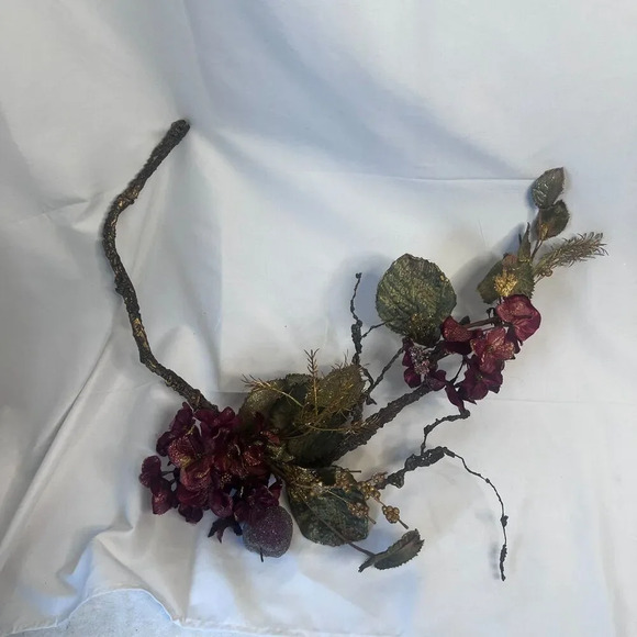 Christmas Garland Wood Floral Gold Foliage 2 Pieces - Picture 7 of 8